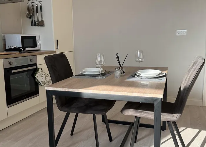 Prime Leeds- Spacious Cinema Апартаменти Лідс